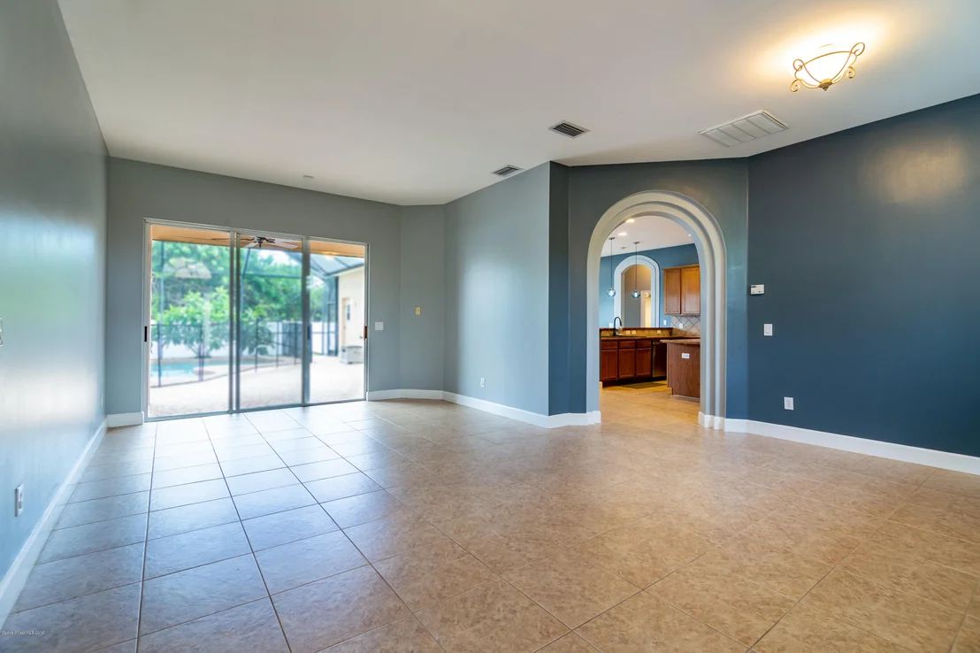 Photo of 3256 Peninsula Circle