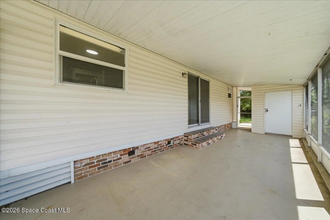 Photo of 1831 Coco Plum Street NE