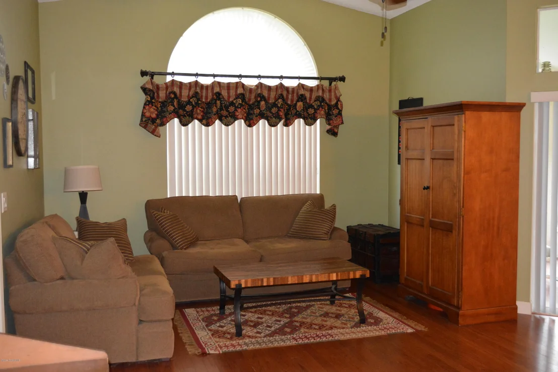 Photo of 6995 Hammock Trace Drive