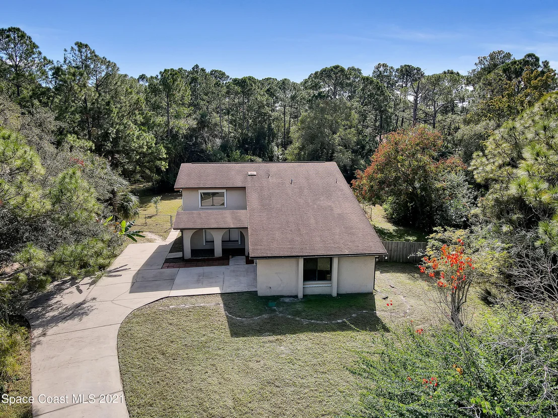 Photo of 2502 Meadow Lane