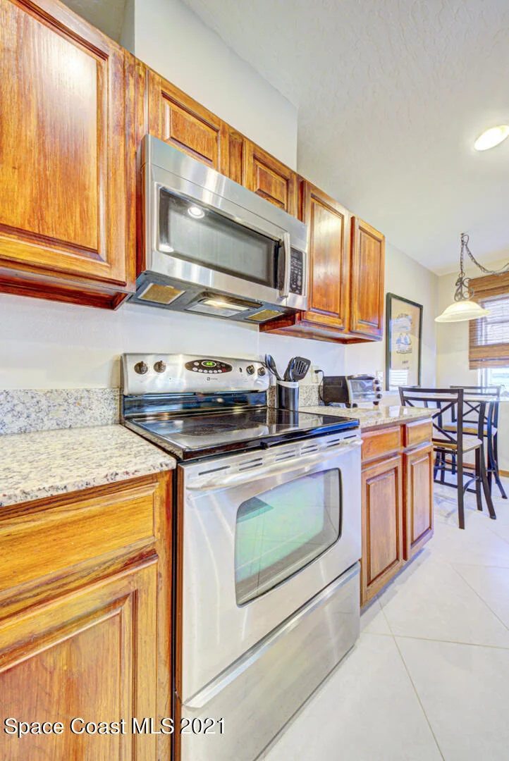 Photo of 873 Ridge Lake Drive