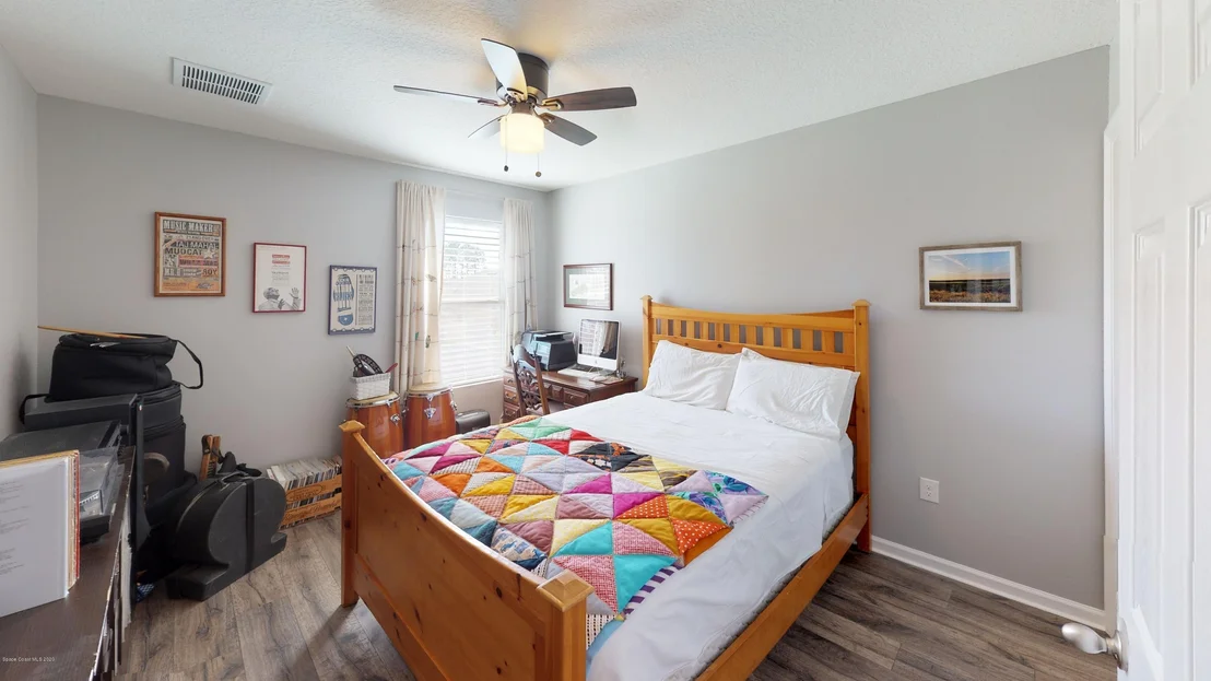 Photo of 1565 Litchfield Drive