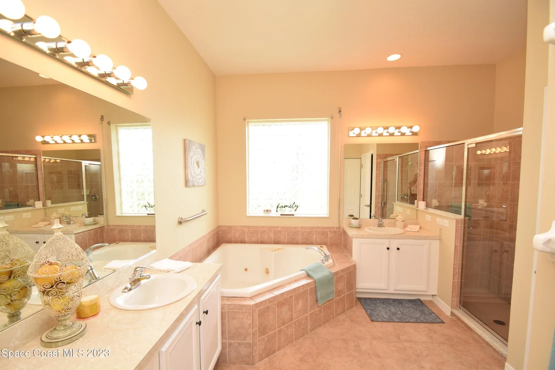 Photo of 2223 Woodfield Circle