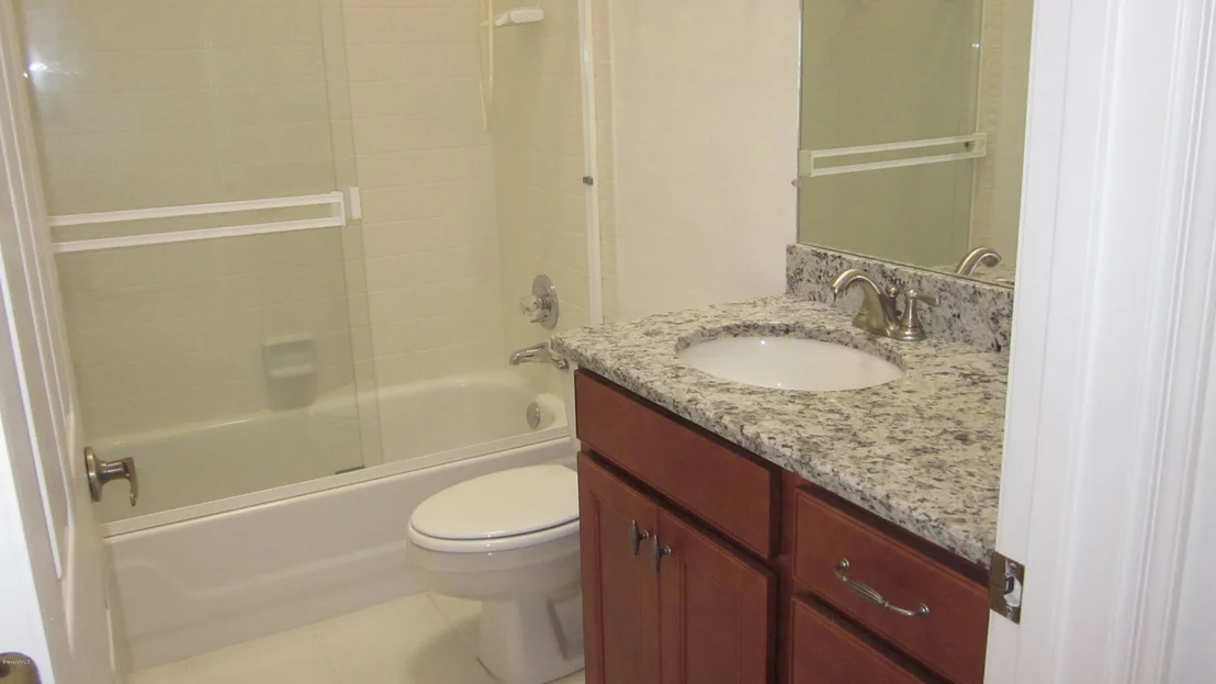 Photo of 474 Prestwick Court