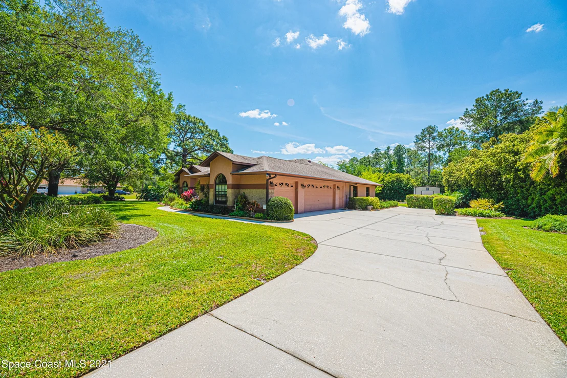 Photo of 5395 Amy Way