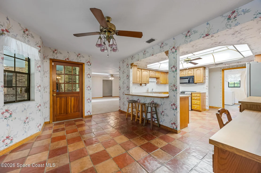 Photo of 3880 Ponderosa Road