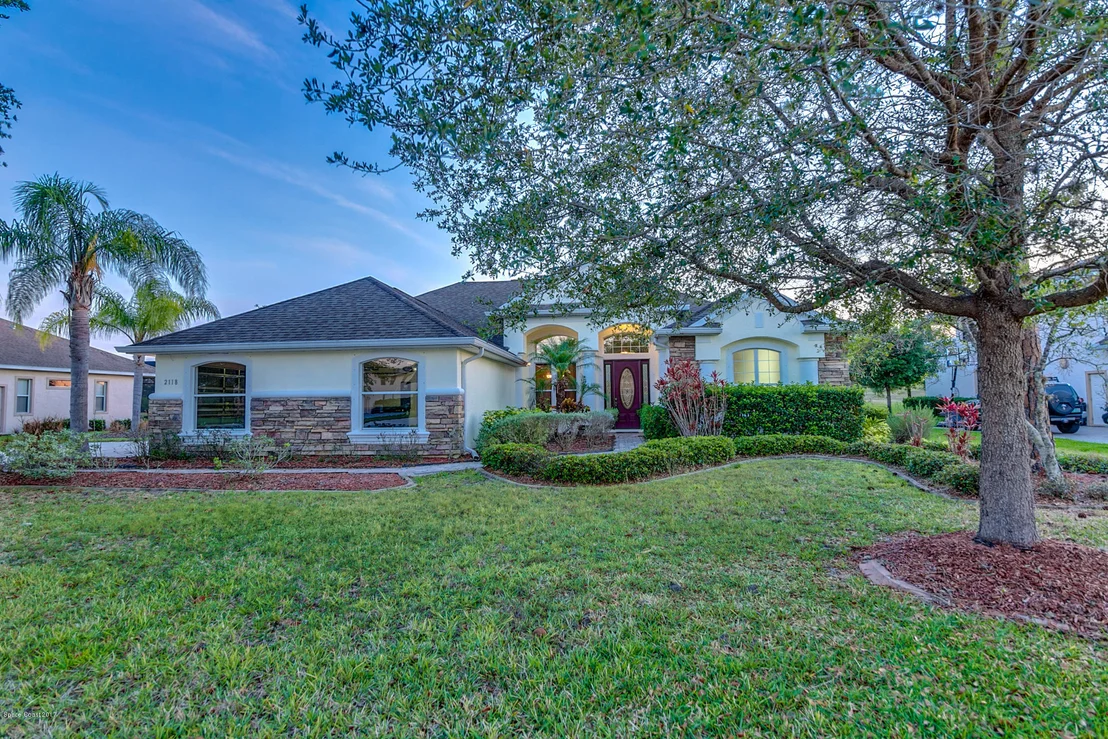 Photo of 2118 Windbrook Drive SE