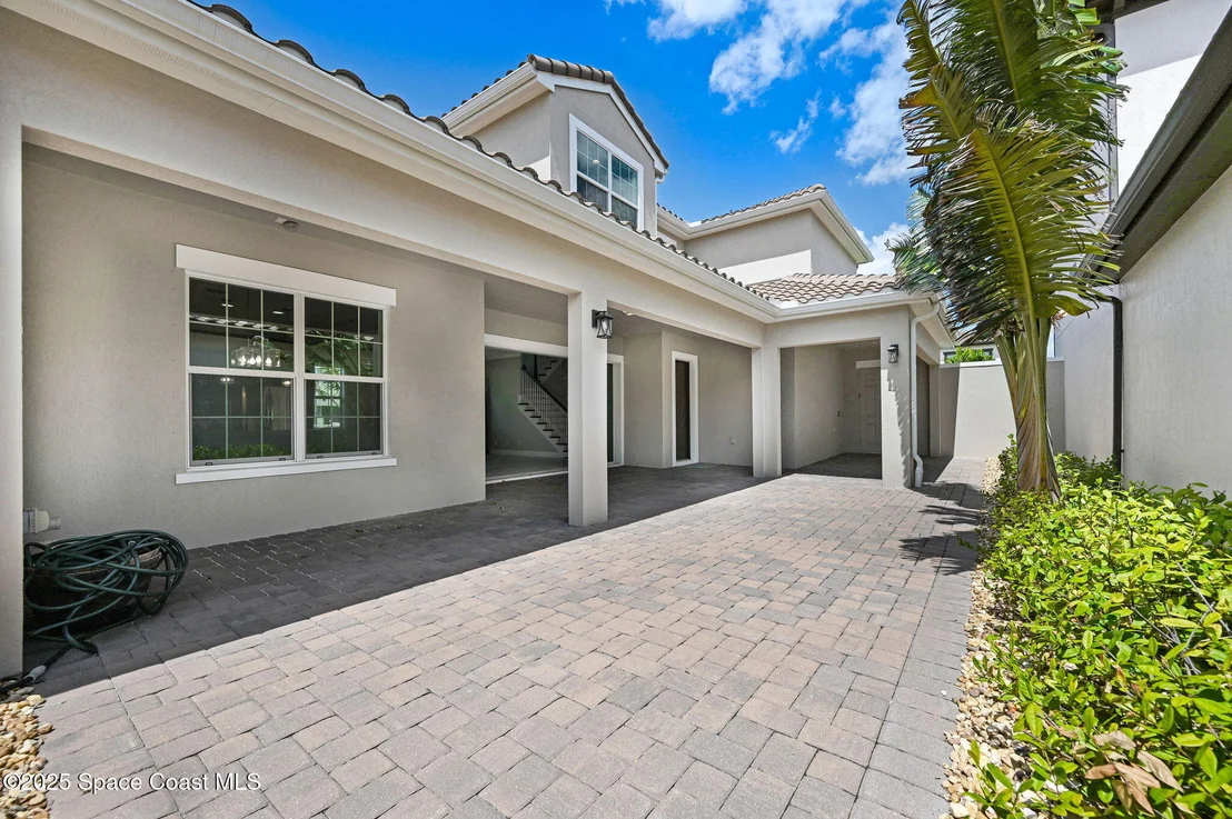 Photo of 2246 Pravny Lane