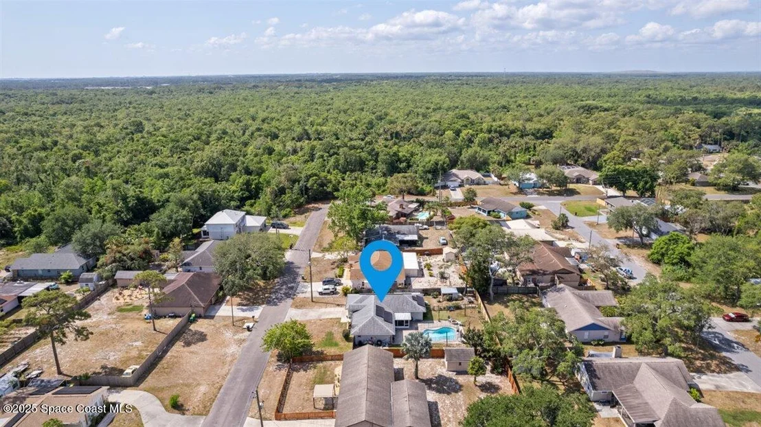 Photo of 6026 Apple Avenue