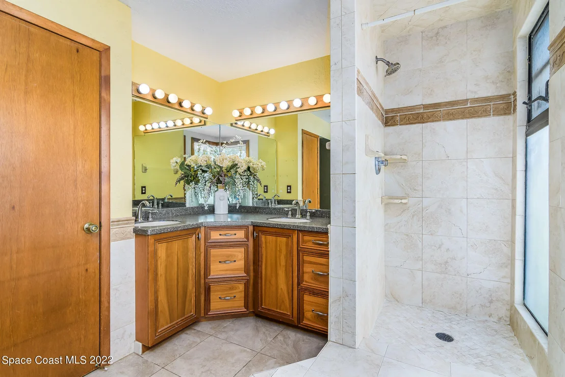 Photo of 6549 Hidden Beach Circle