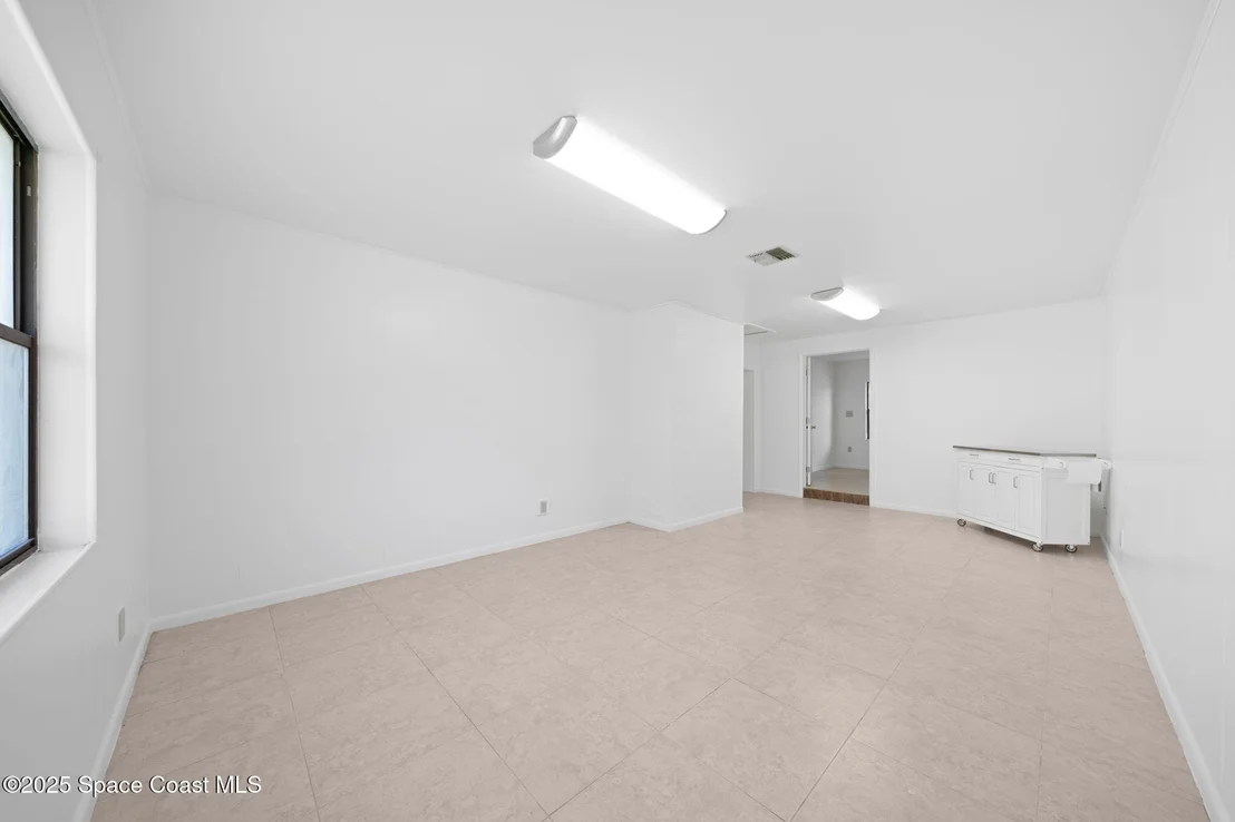 Photo of 2800 Alexander Avenue NE