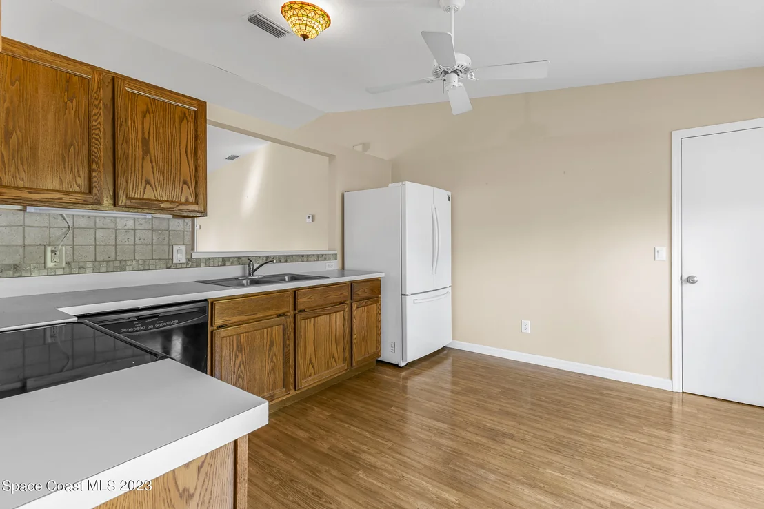 Photo of 813 Cebu Place