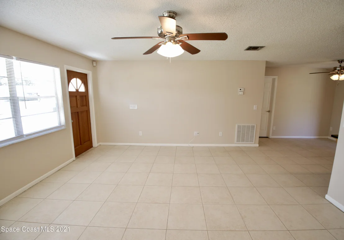 Photo of 918 Bermuda Avenue