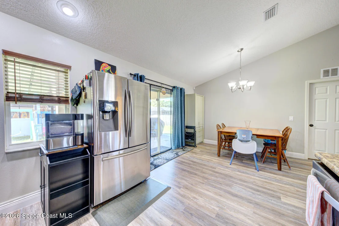 Photo of 6165 Adina Road
