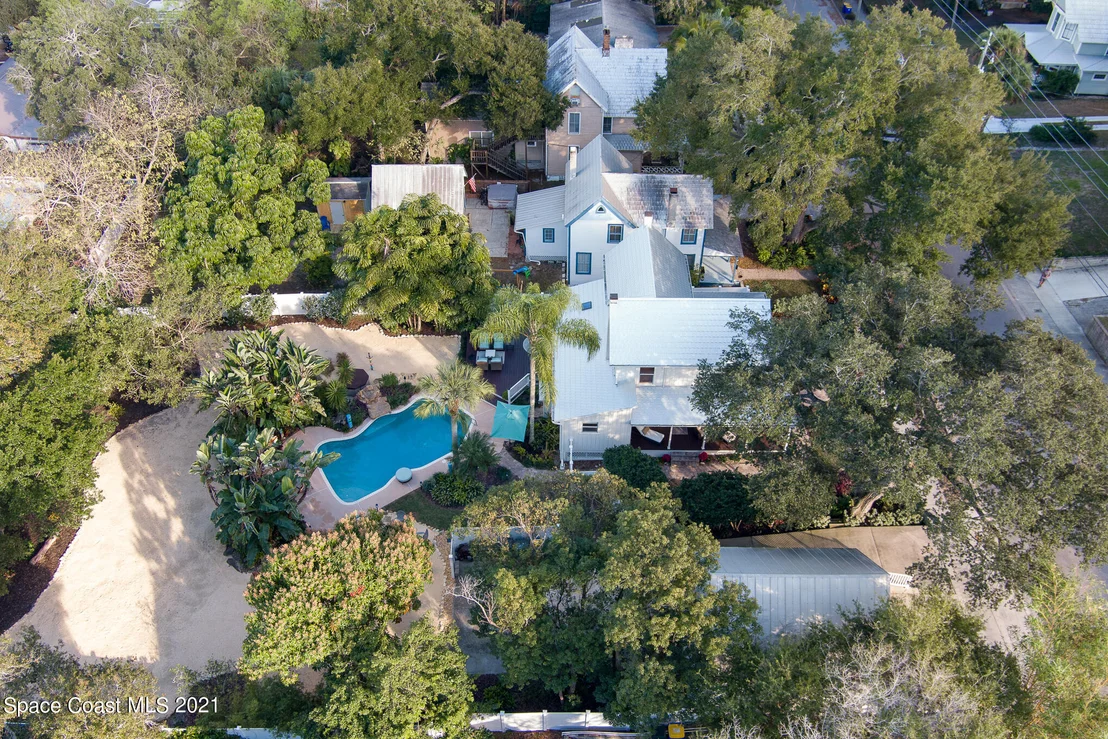 Photo of 40 Barton Avenue