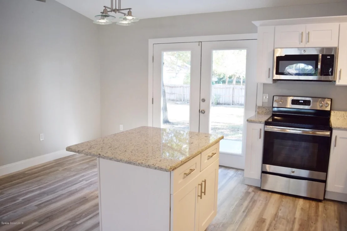 Photo of 6175 Degan Road