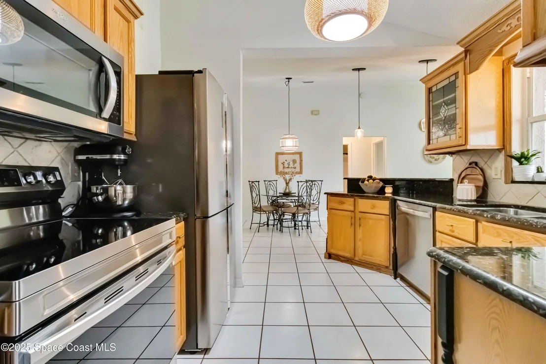 Photo of 1215 Walnut Grove Way