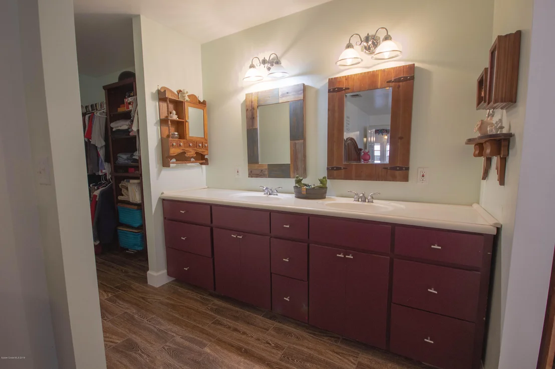 Photo of 6565 Grissom Parkway