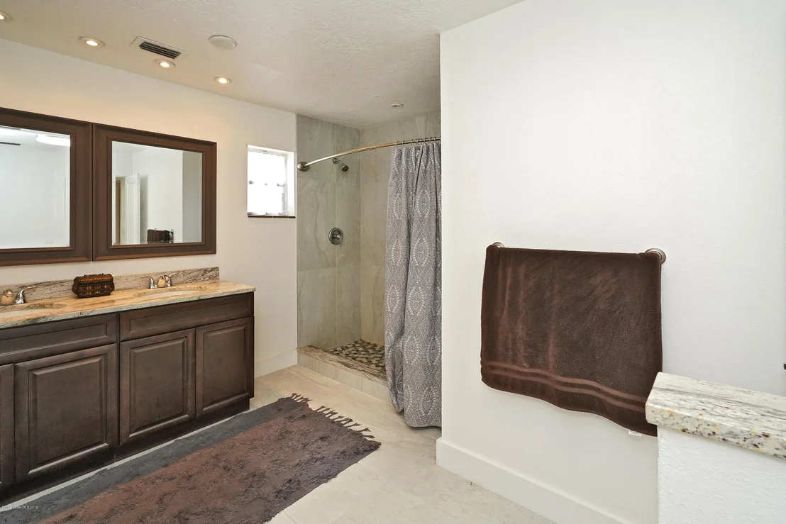 Photo of 4250 Skyway Drive