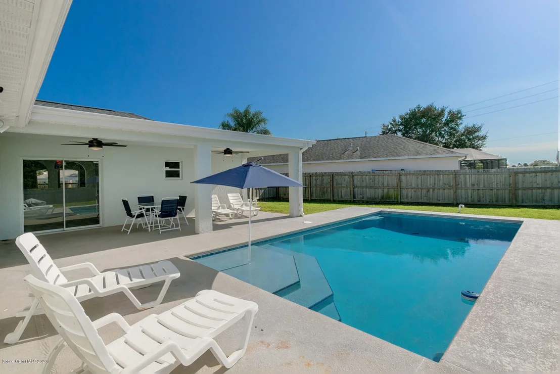 Photo of 239 Mcclain Dr