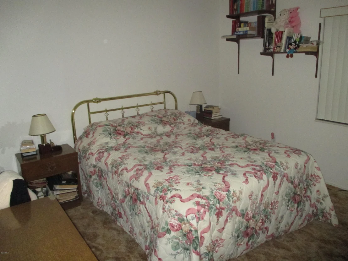 Photo of 711 NE Cobblestone Lane