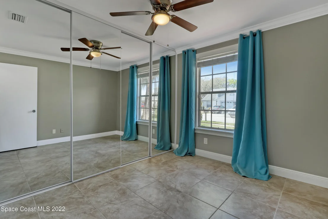 Photo of 4361 Silver Lake Drive