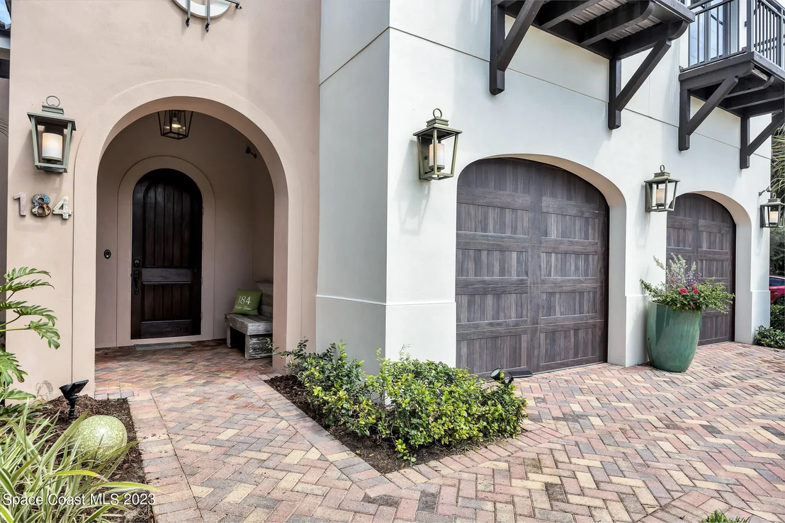 Photo of 184 Whaler Drive
