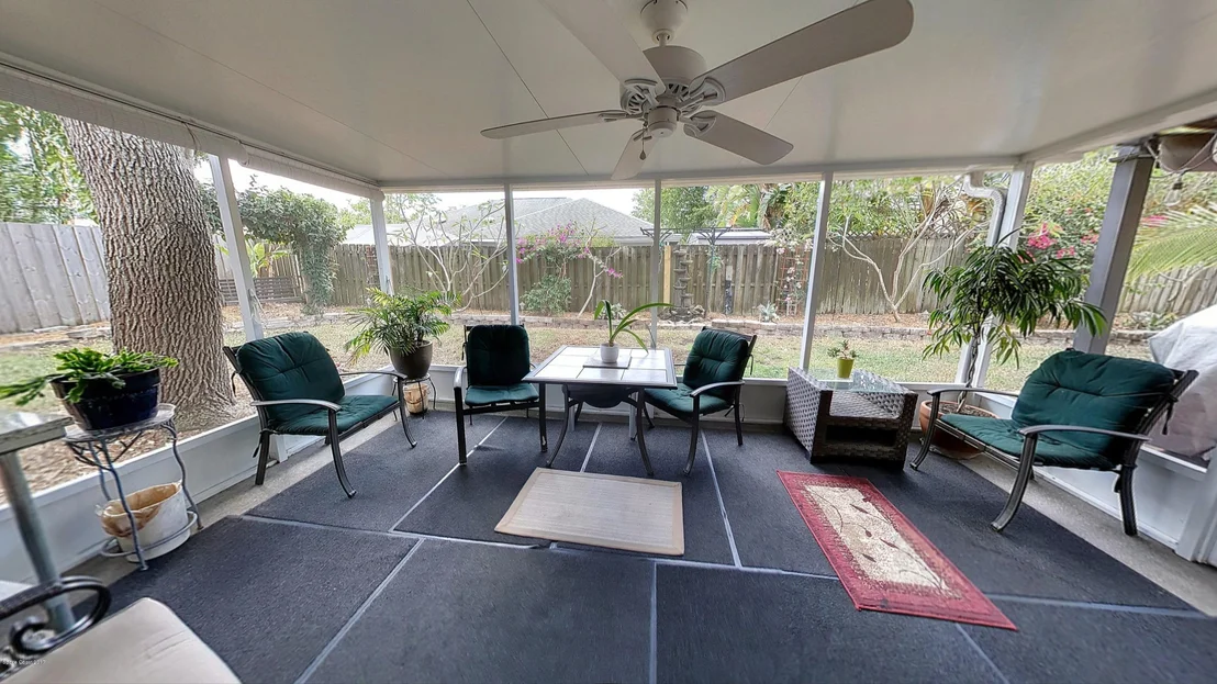 Photo of 1249 Lakeview Drive