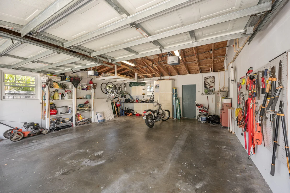 Photo of 949 W Whitmire Drive