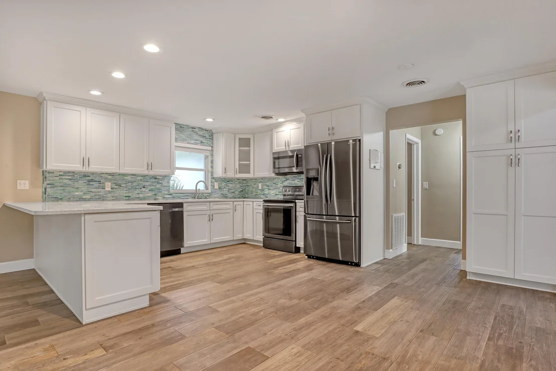 Photo of 355 Brewster Road