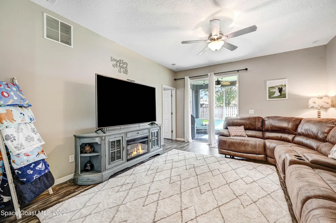Photo of 6066 Indigo Crossing Drive