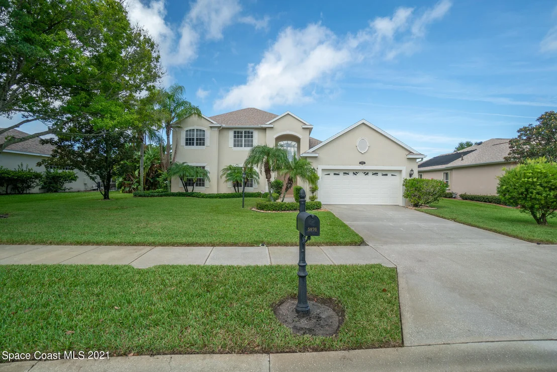 Photo of 5876 Arlington Circle