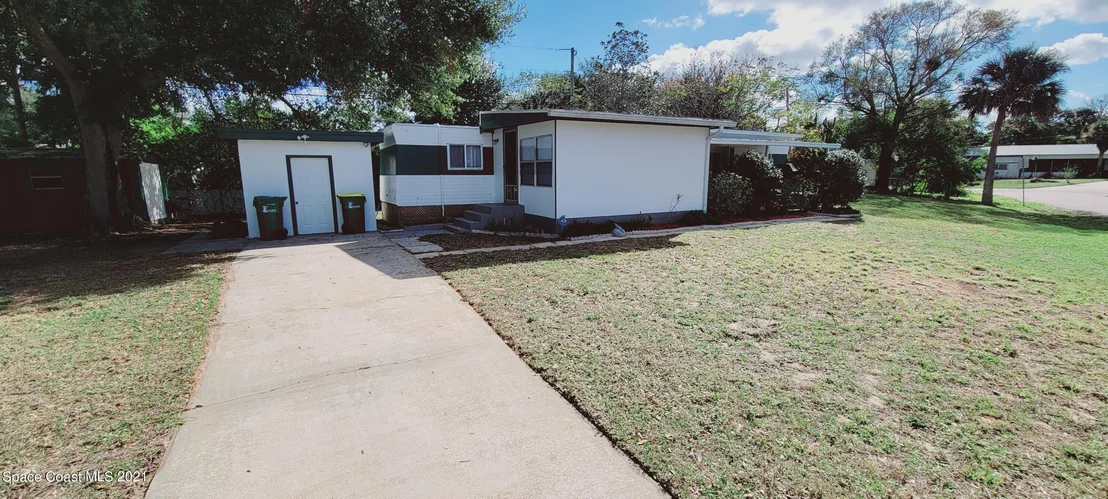 Photo of 6974 Ash Drive