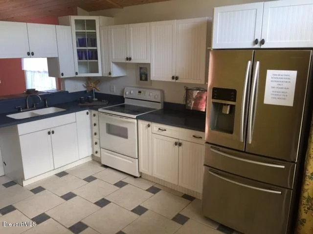 Photo of 944 S Fork Circle