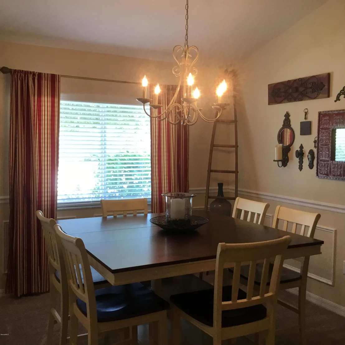 Photo of 7107 Broderick Drive