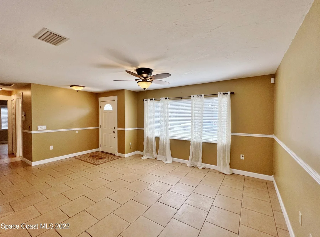Photo of 1014 Sycamore Drive