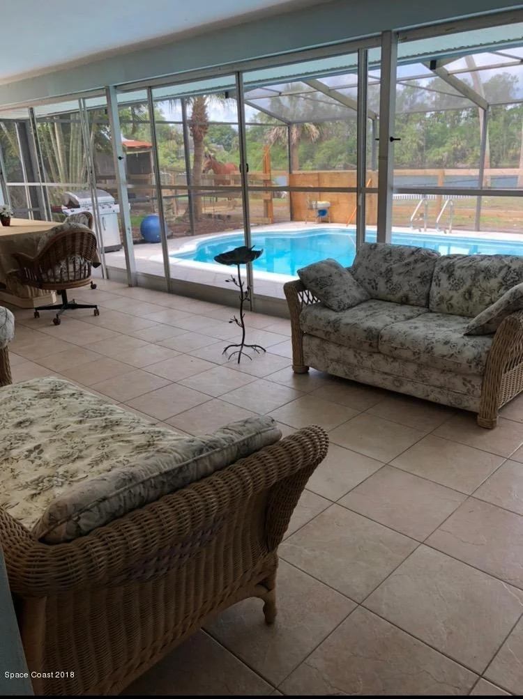 Photo of 355 N Gray Road