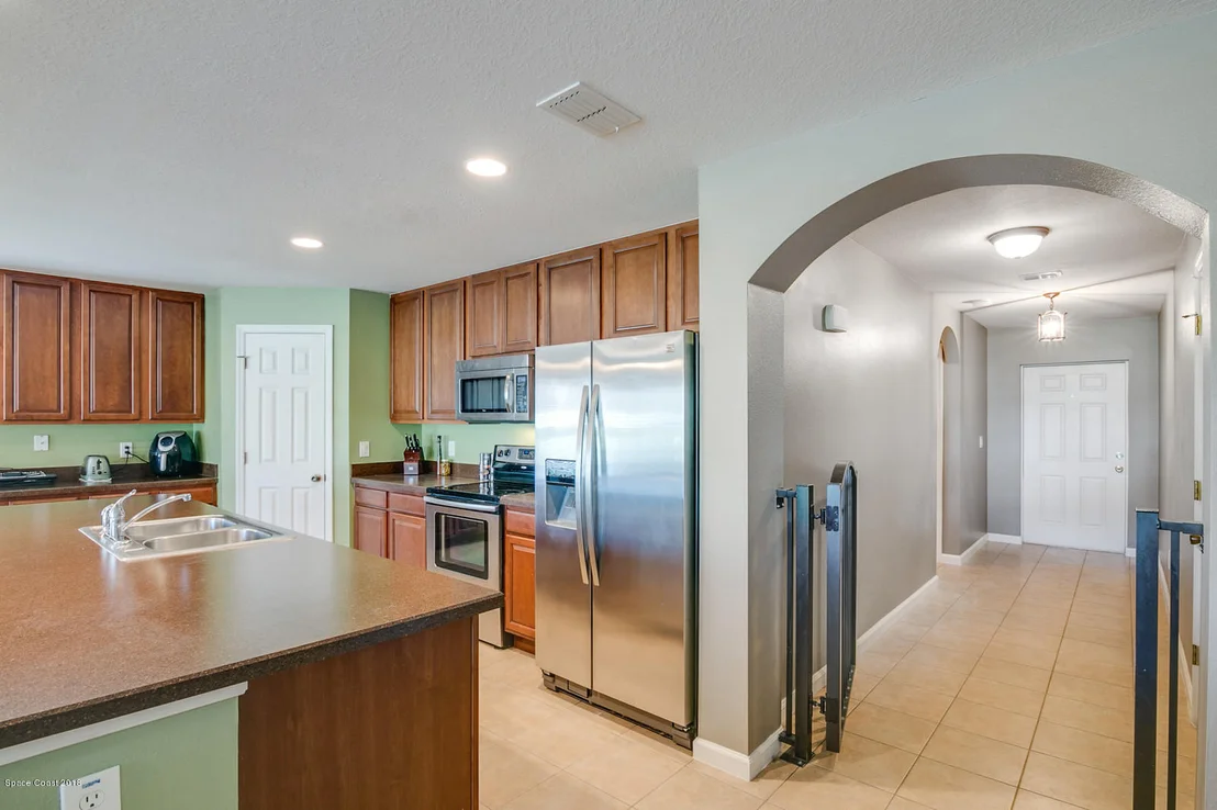 Photo of 205 Dryden Circle