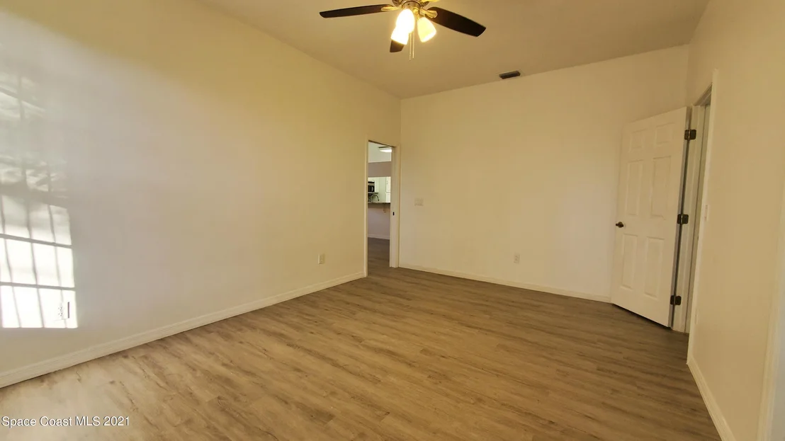 Photo of 1049 S Fork Circle