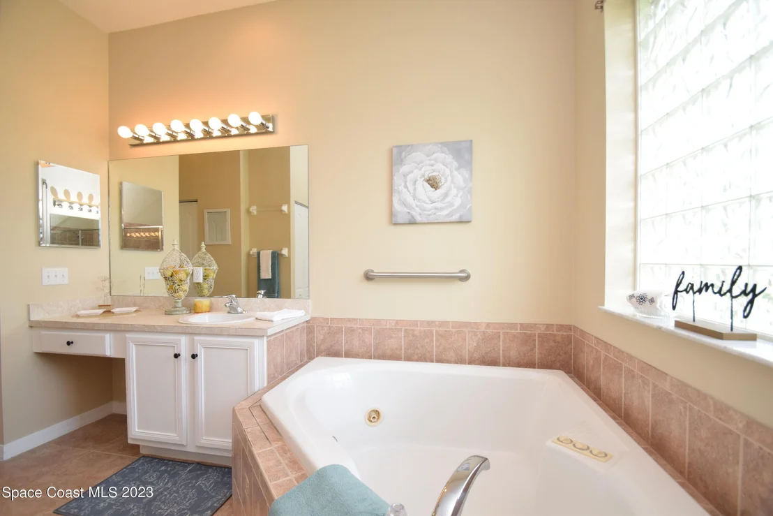 Photo of 2223 Woodfield Circle