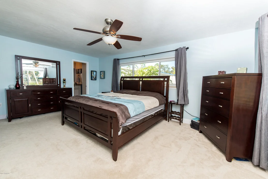 Photo of 32 Riverview Lane