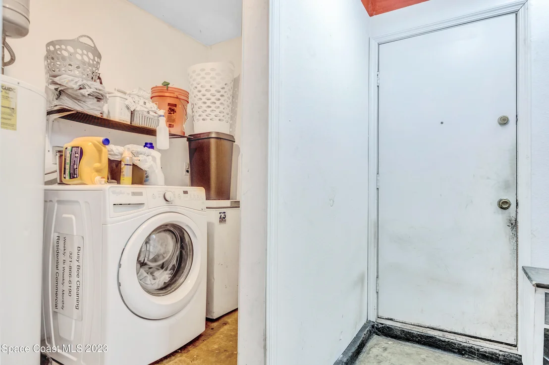 Photo of 5182 Jamaica Road