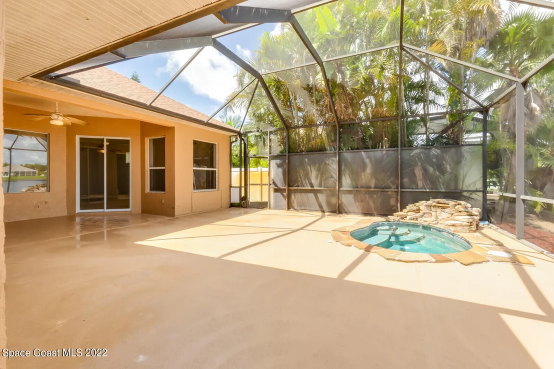 Photo of 4707 Alamanda Drive