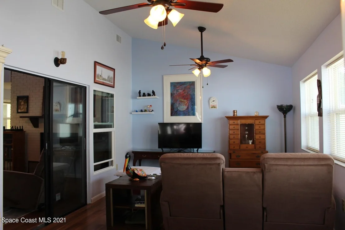 Photo of 133 Woodside Drive
