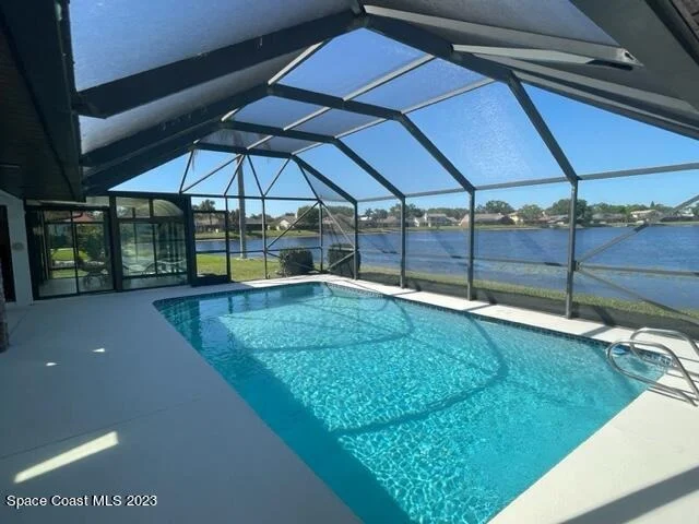Photo of 537 Crystal Lake Drive