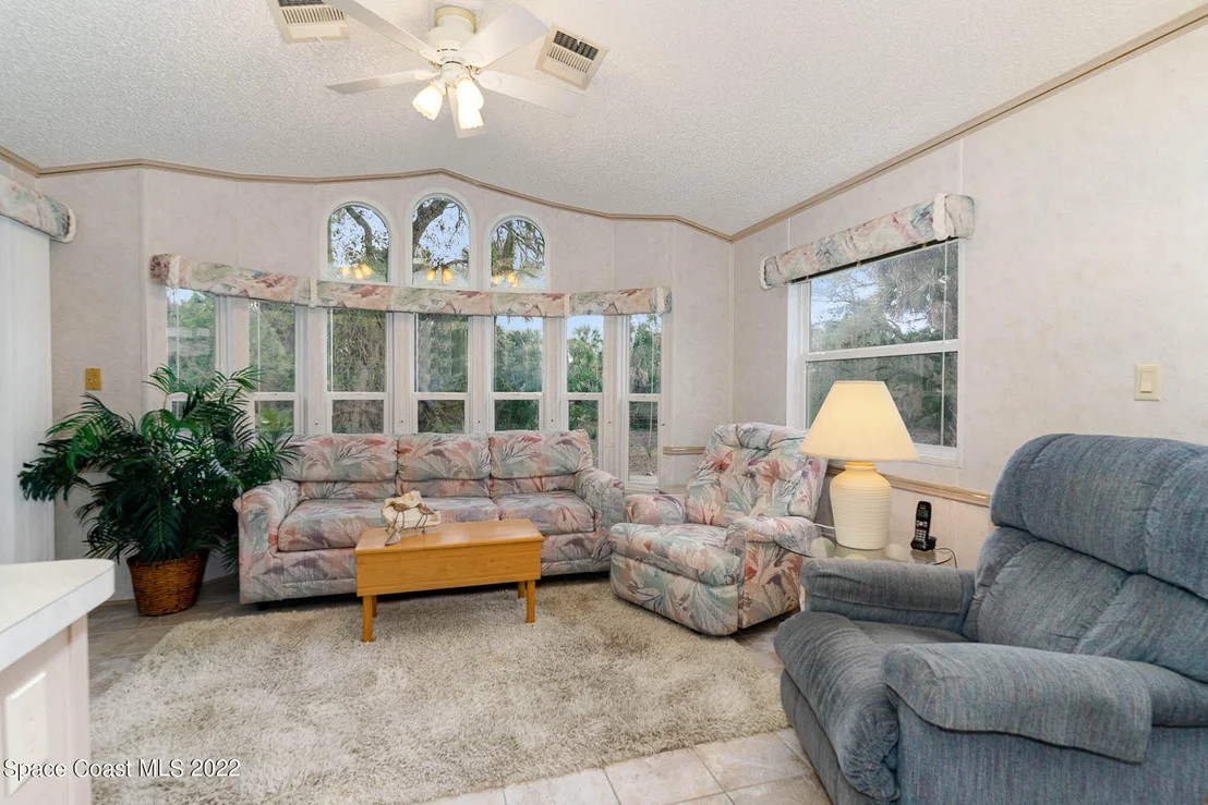 Photo of 87 Sunset Drive