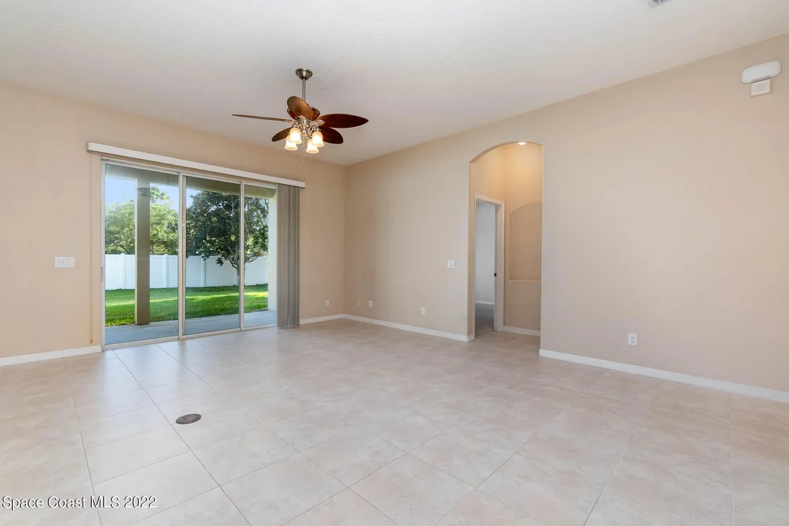 Photo of 1561 Whitman Drive