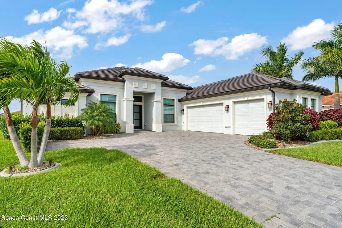 Photo of 7972 Barrosa Circle