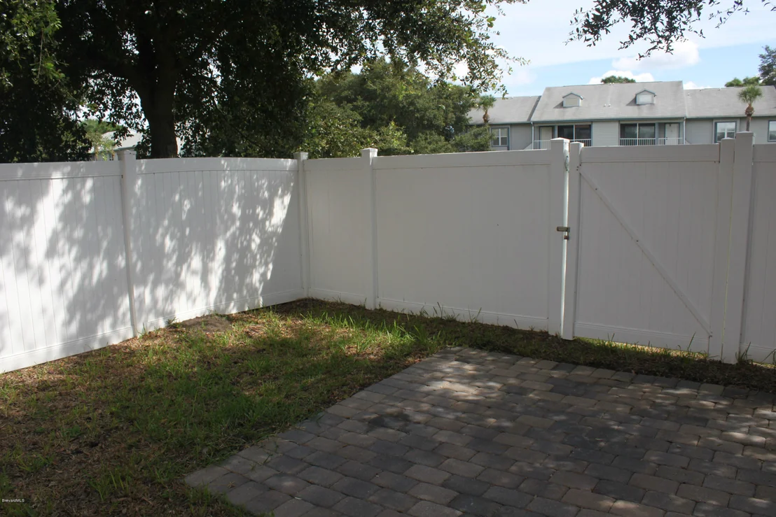 Photo of Unit 104 at 910 Luminary Circle