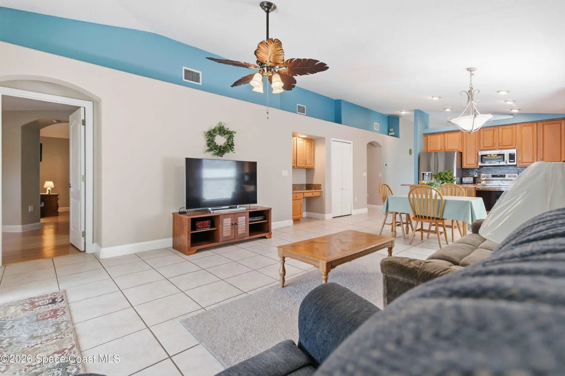 Photo of 1415 Modoc Circle